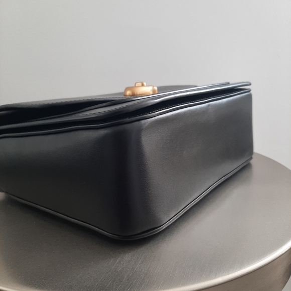 Coach Madison Shoulder Bag - Picture 9 of 11